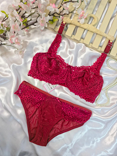 خرید بهترین ست شورت و سوتین زنانه دل گوشوارهای رنگ زرشکی